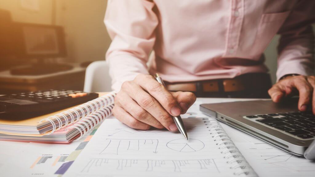 Post Thumbnail - Expert Tips for E-Commerce Marketing 2022